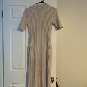 Chic Beige Ribbed Midi Dress